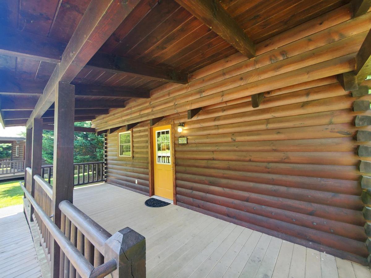 New River Trail Cabins Galax Exterior photo