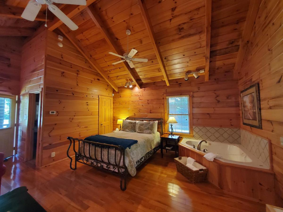 New River Trail Cabins Galax Exterior photo
