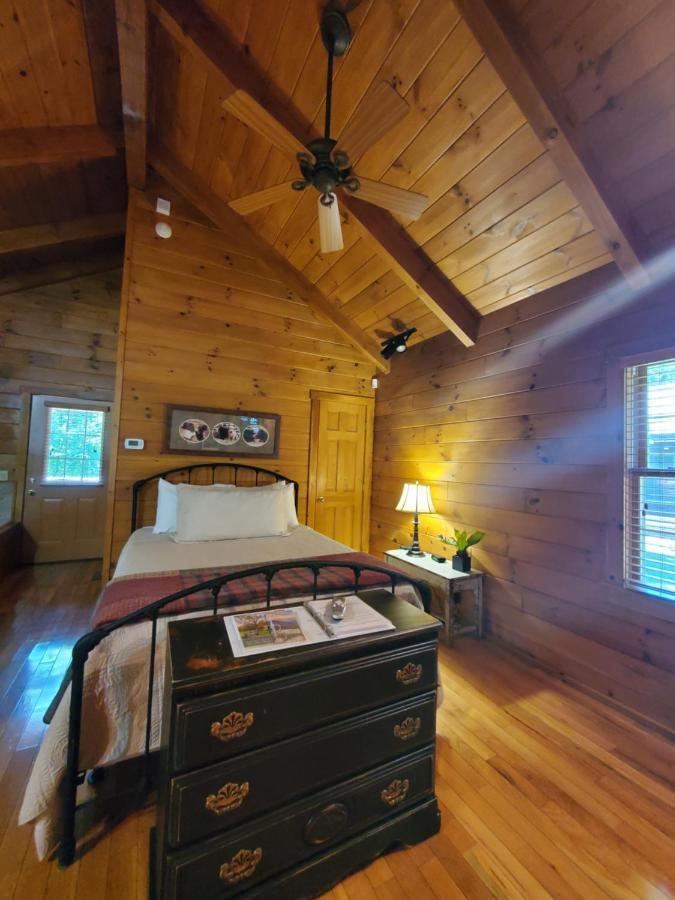 New River Trail Cabins Galax Exterior photo
