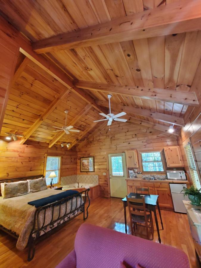 New River Trail Cabins Galax Exterior photo