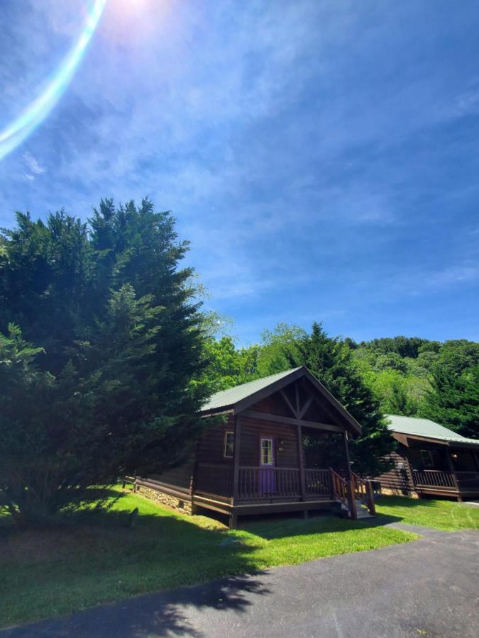 New River Trail Cabins Galax Exterior photo